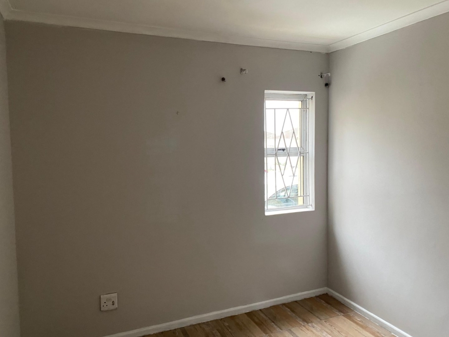 To Let  Bedroom Property for Rent in Northpine Western Cape